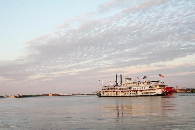 The Steamboat Natchez cruises the Mighty Mississippi daily featuring steam engine room visitation, and live calliope and jazz music. (Photo courtesy Louisiana Travel on Flickr)