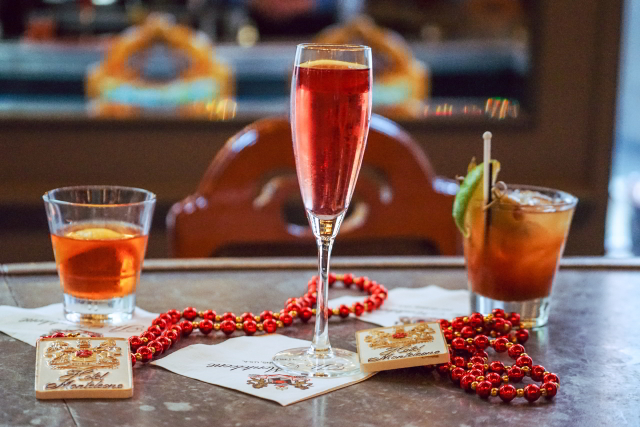Sip a traditional New Orleans cocktail while you listen to live music at the Carousel Bar.