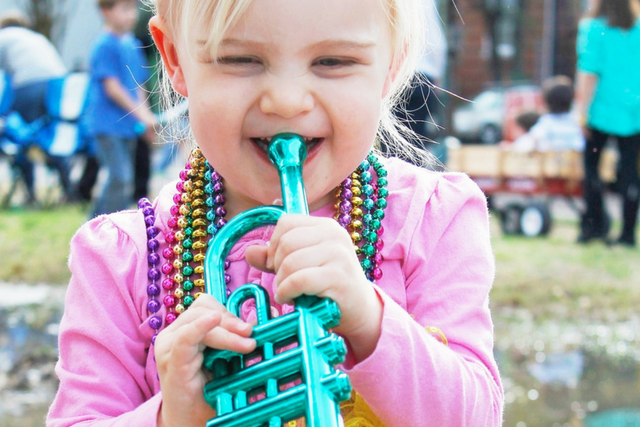 From Glass to Plastic: A (Brief) History of Mardi Gras Beads - The