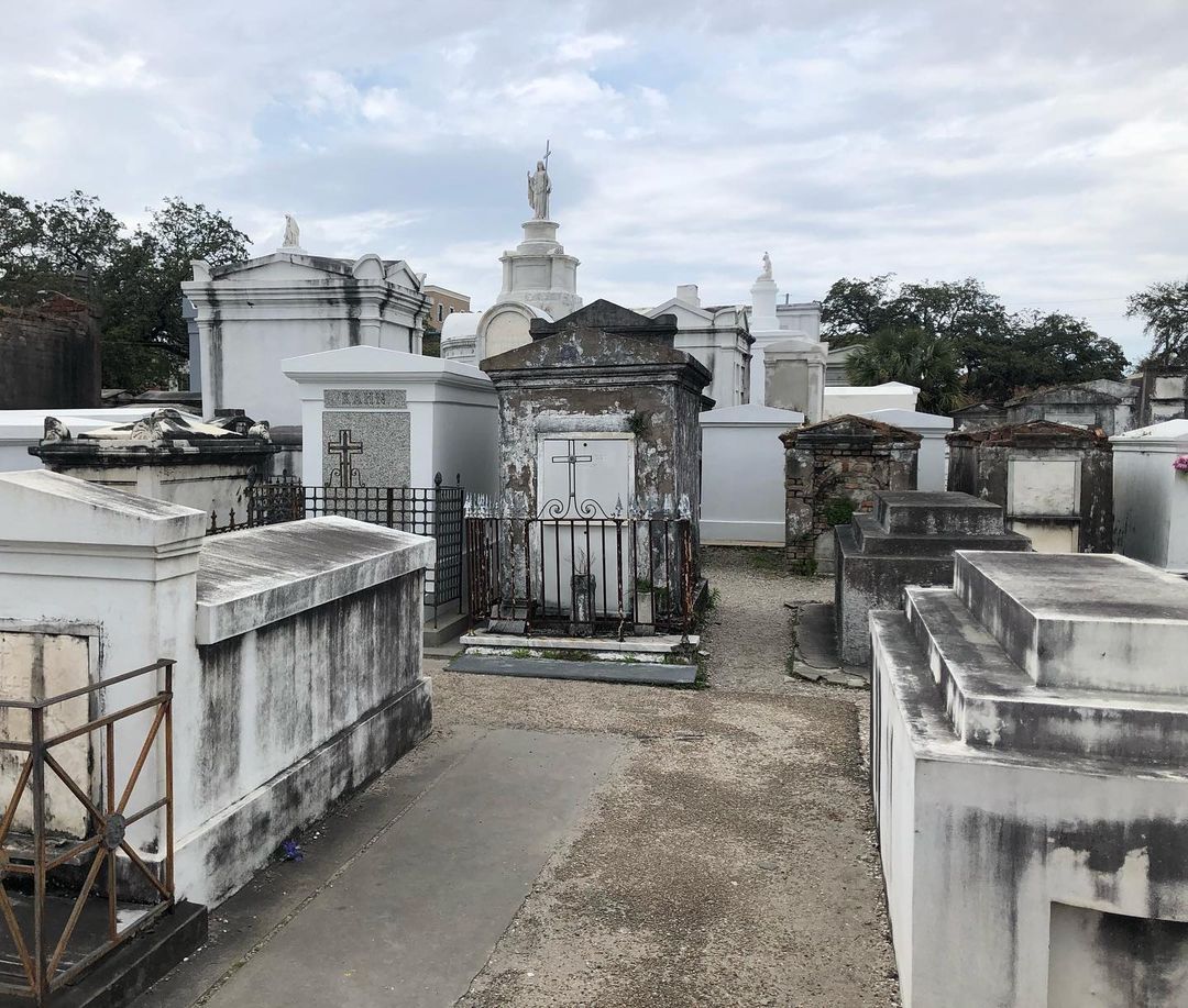 Visit New Orleans' cemeteries, known as Cities of the Dead, on one of NOLA's haunted tours that tell the tales of New Orleans' spooky past.