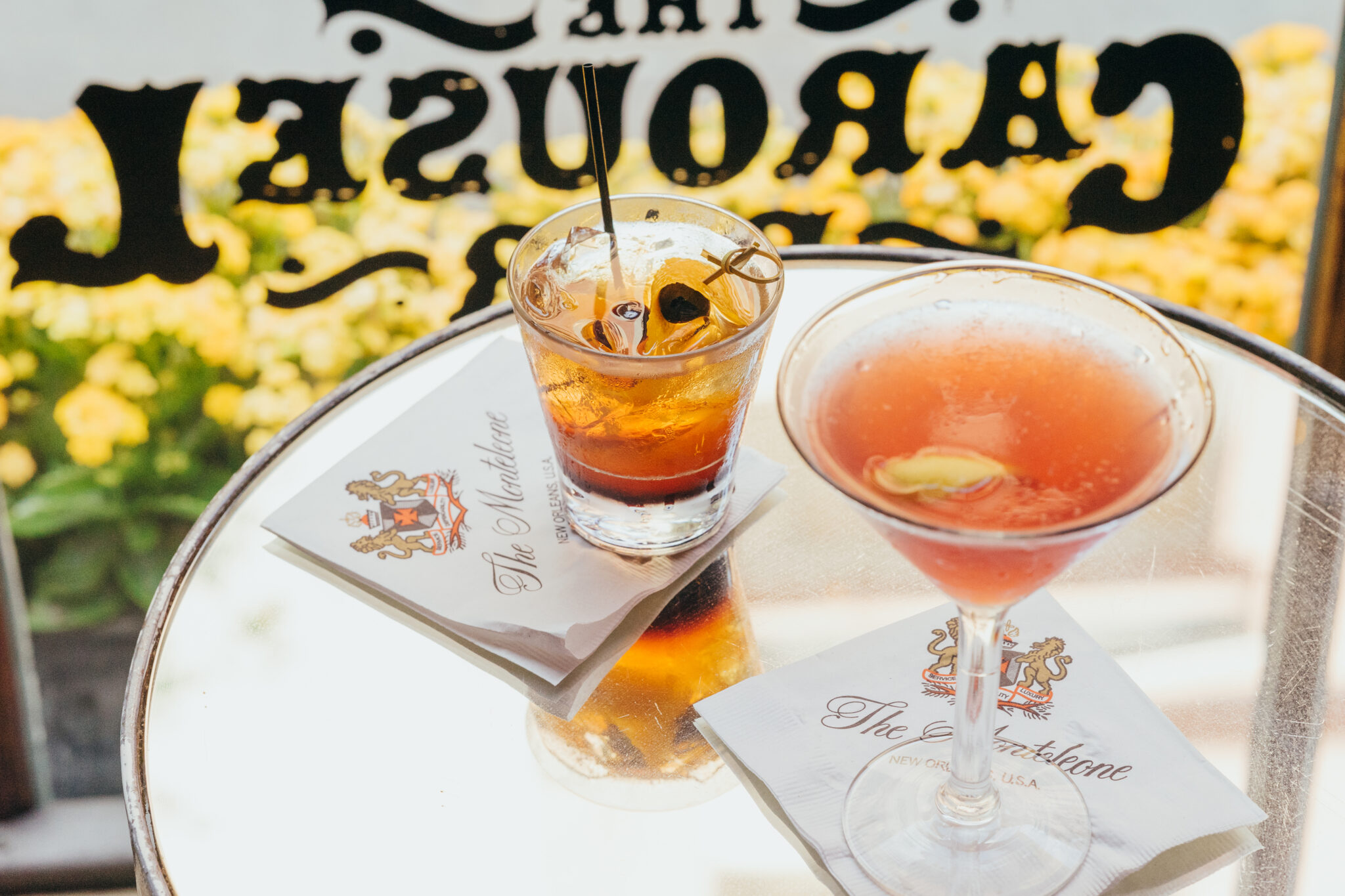 Old Fashioned and Poire Rouge Martini - Carousel Bar - Hotel Mon