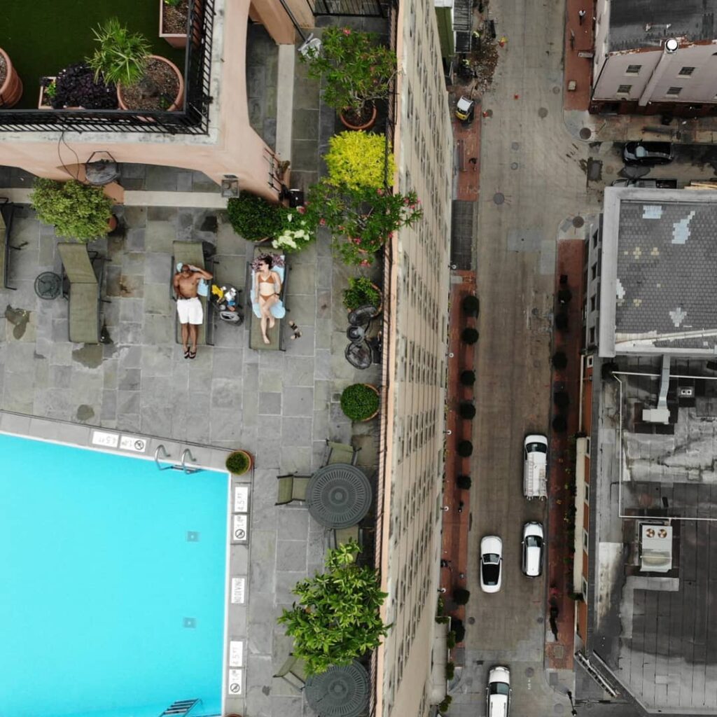 Birdseye Photo of the Hotel Monteleone's rooftop pool.