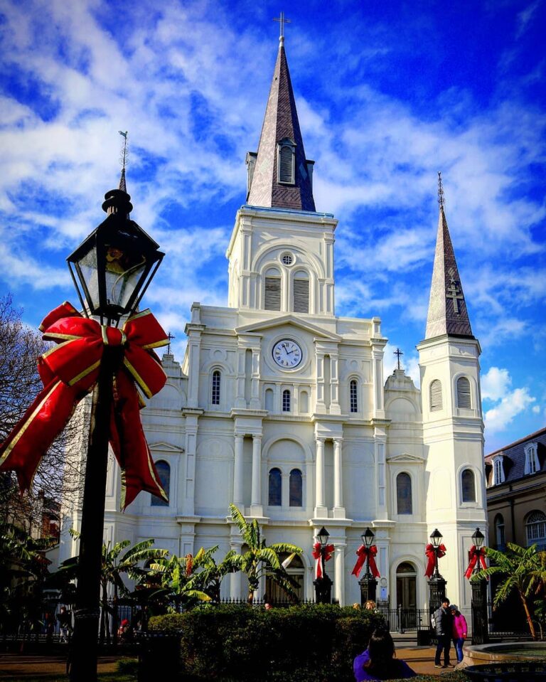 Jackson Square dressed for the holiday season